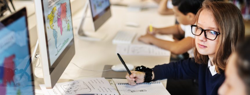 As novas tecnologias como ferramentas pedagógicas no incentivo à escrita e leitura